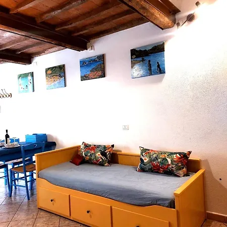 Lägenhet Bilocale In Centro A Capoliveri (Isola d'Elba)