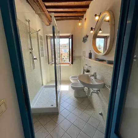 Bilocale In Centro A * Capoliveri (Isola d'Elba)